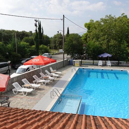 Camping Mitikas And Bungalows Plaka Exterior foto