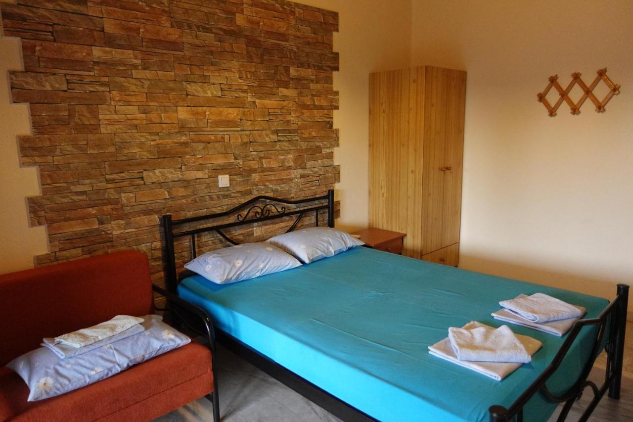 Camping Mitikas And Bungalows Plaka Exterior foto