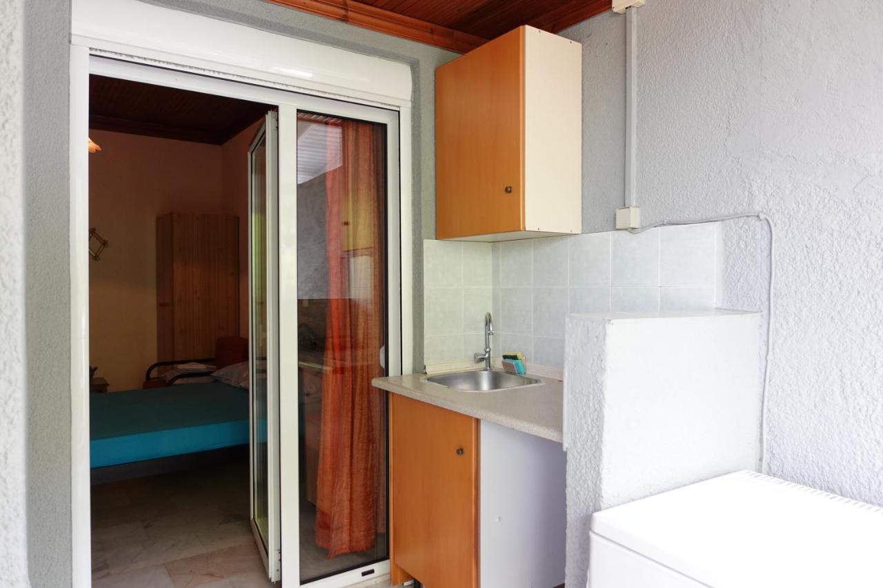 Camping Mitikas And Bungalows Plaka Exterior foto