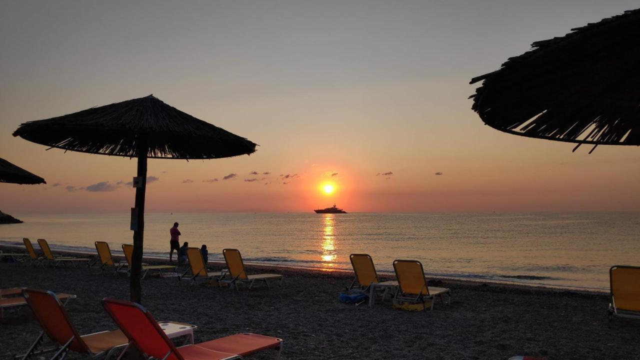 Camping Mitikas And Bungalows Plaka Exterior foto